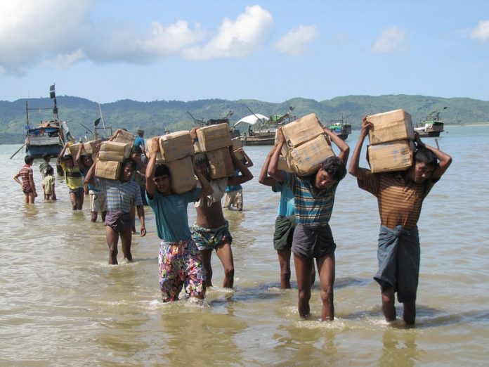 Myanmar/Burma: Little hope for Rohingya IDPs