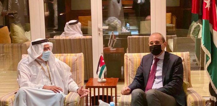 Jordan FM, Bahraini counterpart discuss ties, region