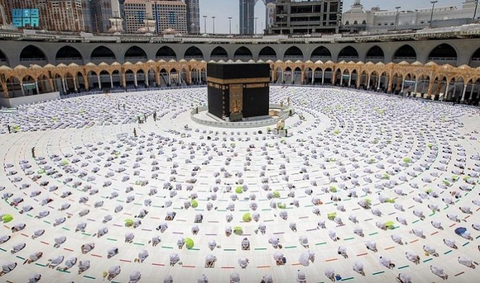 1.5 million Umrah performers, worshippers visit Grand Mosque over first 10 days of Ramadan
