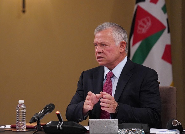 King Abdullah urges Jordanians to engage in dialogue to advance national interests